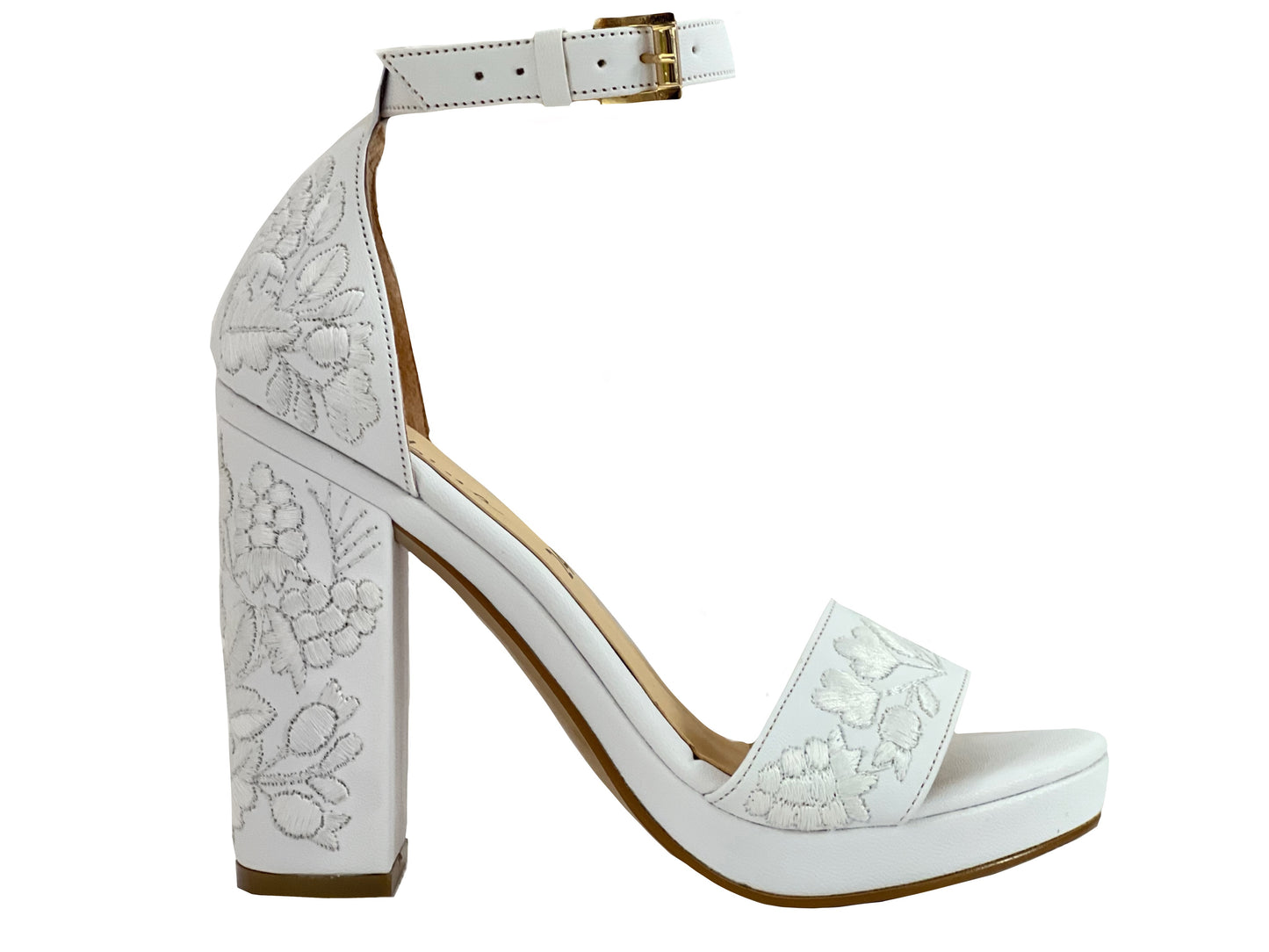 Ana Blanco flores blancas. Tallas 24 y 25.