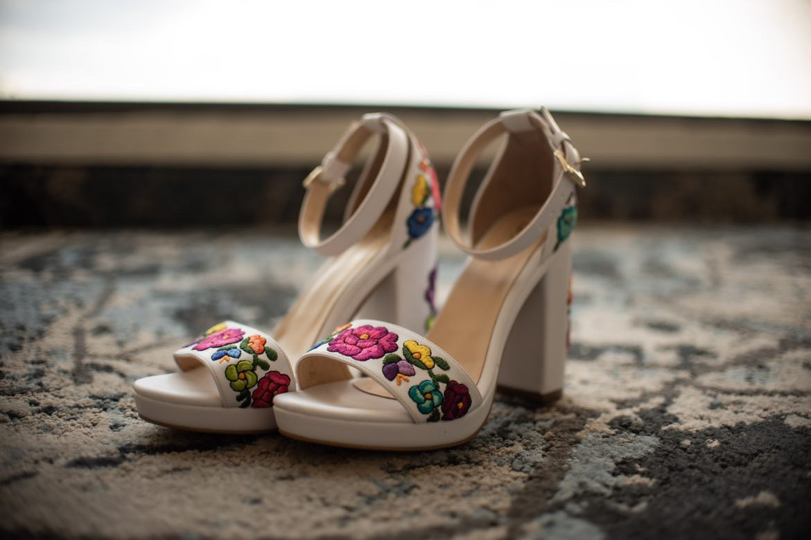 Lola Blanco. Tallas 24, 25 y 26.