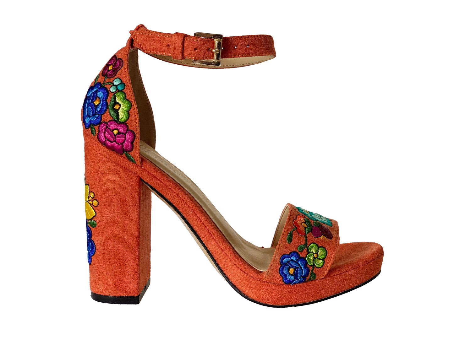 Lola Naranja. Tallas 23 y 26.
