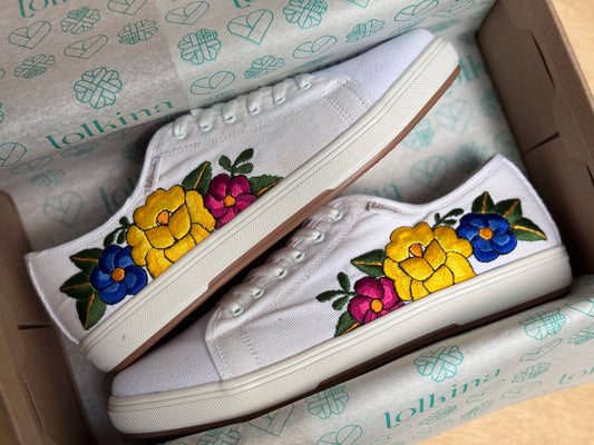 Margarita Blanco. Talla 27.