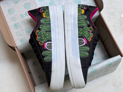 Par único. Talla 26.