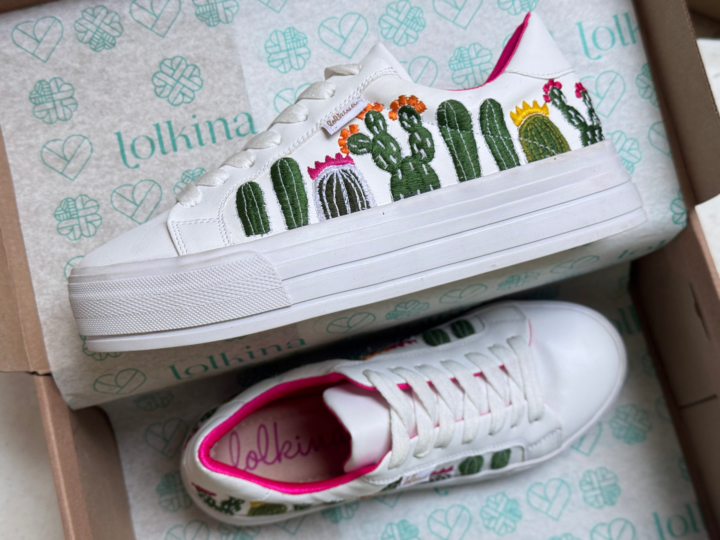 Par único. Talla 23.