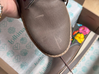 Par único. Talla 26.