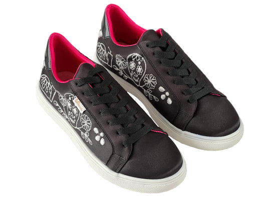 Par único. Talla 26.